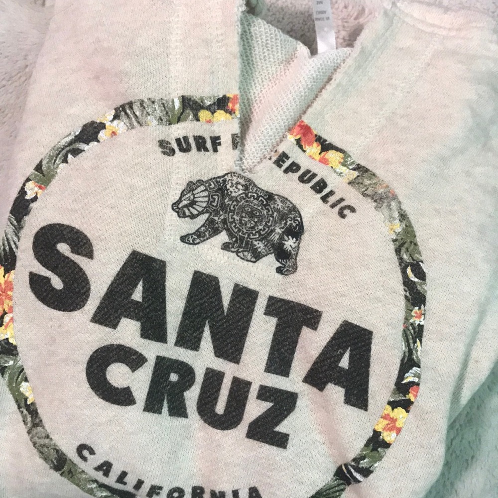 Santa Cruz Hoodie size S
